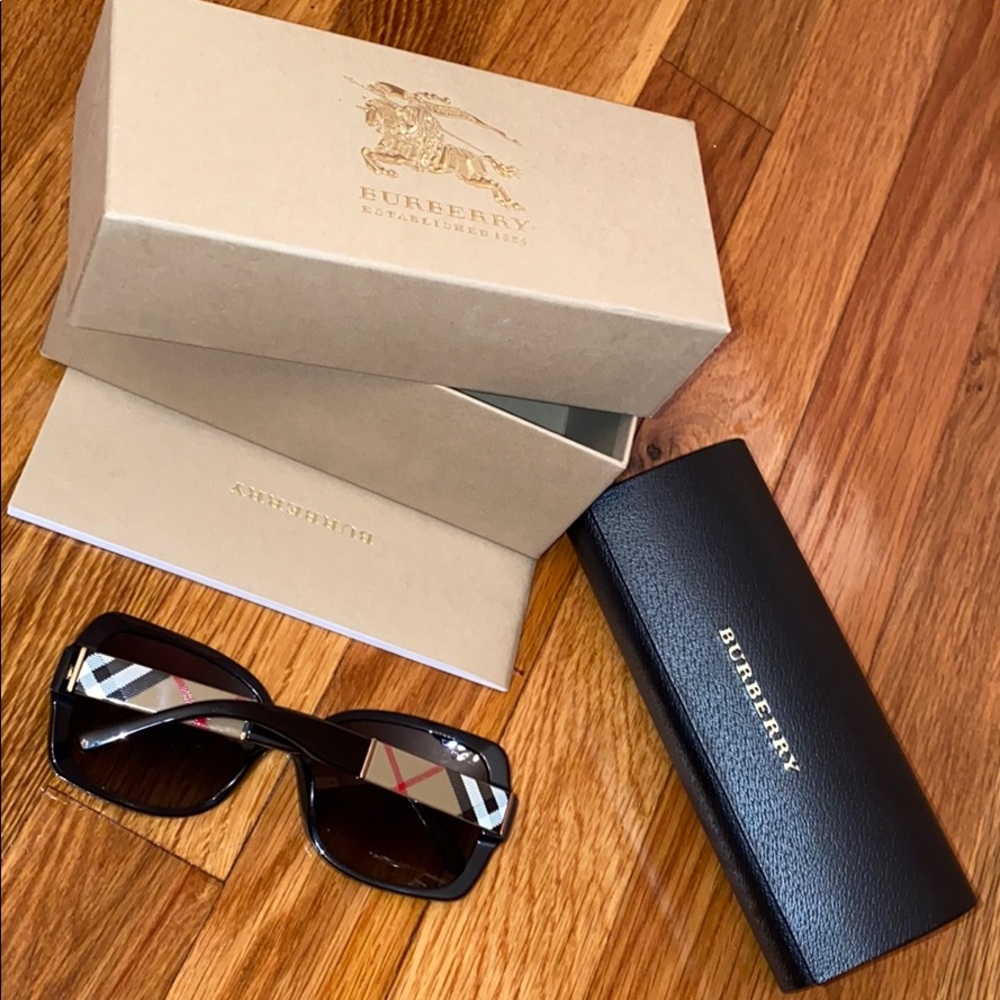 Authentic brand new Burberry polarized sunglasses